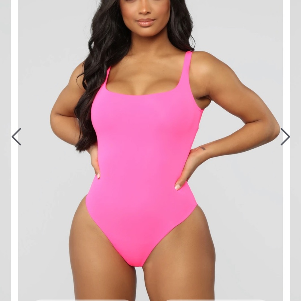 Fashion nova bathing suit bundle size 1x. 3 suits